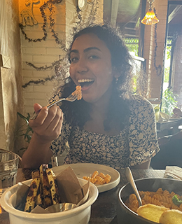 arun-260x320.jpg